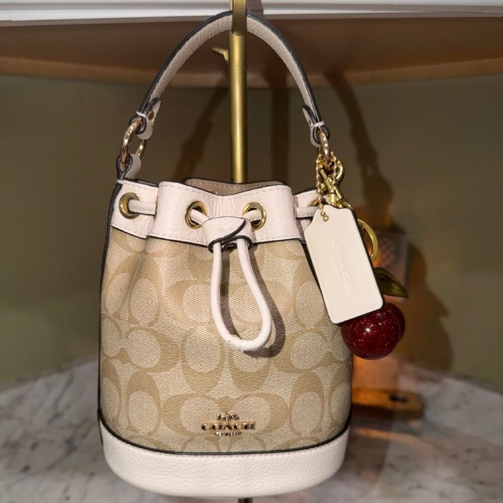 Coach Dempsey Drawstring Bucket Bag 15 In Signature Canvas C5121